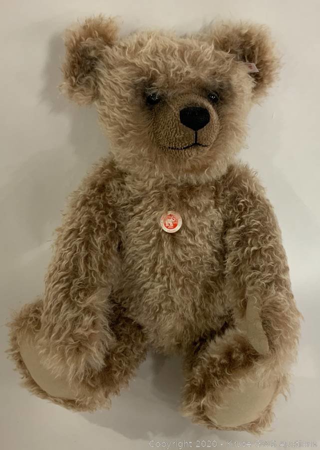 Image for Royal Family & Celebrity Estate Auction Part 2/2