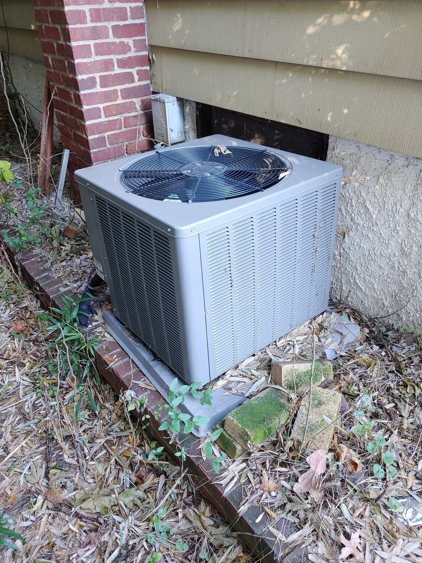 Image for 2 STORY CAPE COD HOME 3 BEDROOMS, 1 ½ BATHS,  DETACHED 3 VEHICLE GARAGE & CARPORT