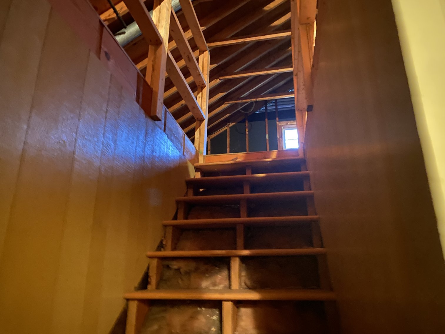 Image for 3 BR/3 BA Brick Home w/Walk-Out Basement on 1.6 +/- Acres in Charlottesville, VA--SELLING to the HIGHEST BIDDER!!