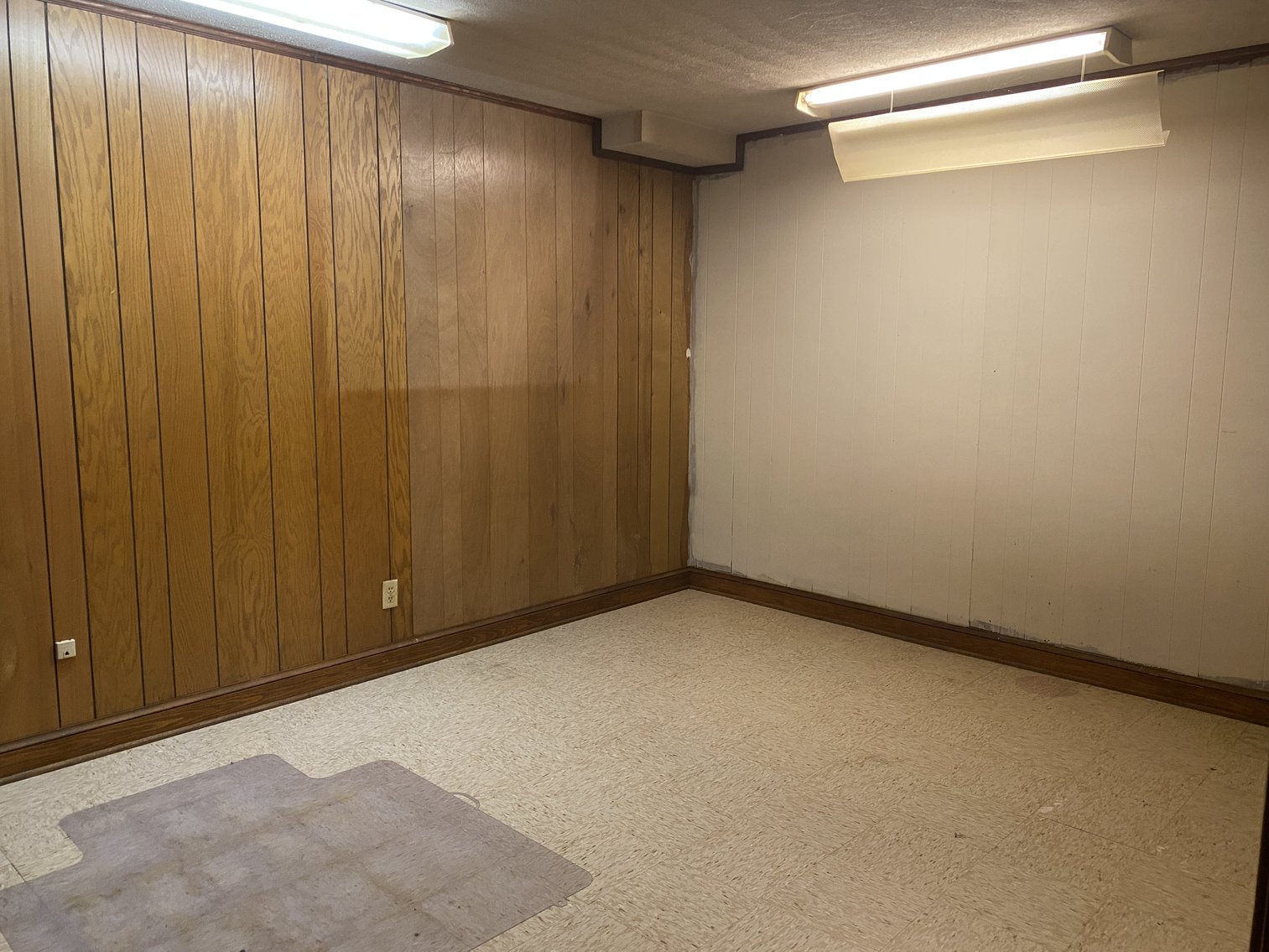 Image for 3 BR/3 BA Brick Home w/Walk-Out Basement on 1.6 +/- Acres in Charlottesville, VA--SELLING to the HIGHEST BIDDER!!