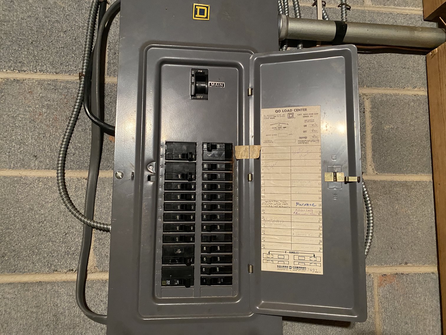 Image for 3 BR/3 BA Brick Home w/Walk-Out Basement on 1.6 +/- Acres in Charlottesville, VA--SELLING to the HIGHEST BIDDER!!