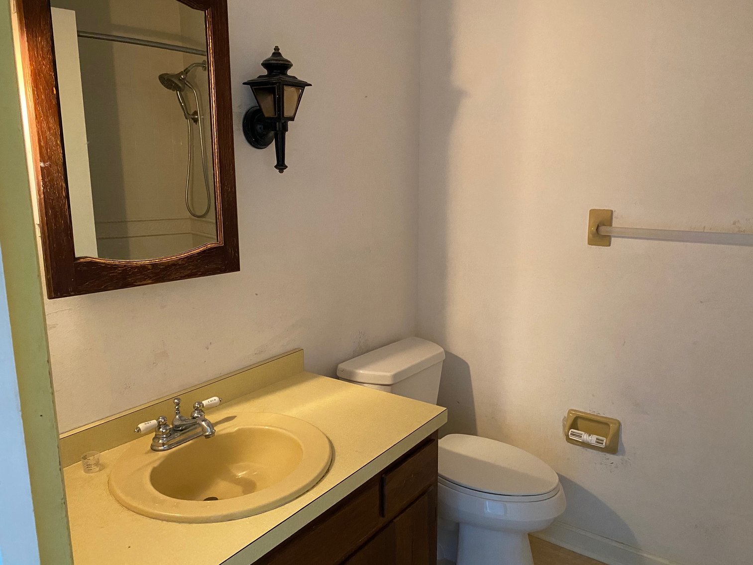 Image for SOLD $221,100 - 5 Bedroom Colonial in South Hills