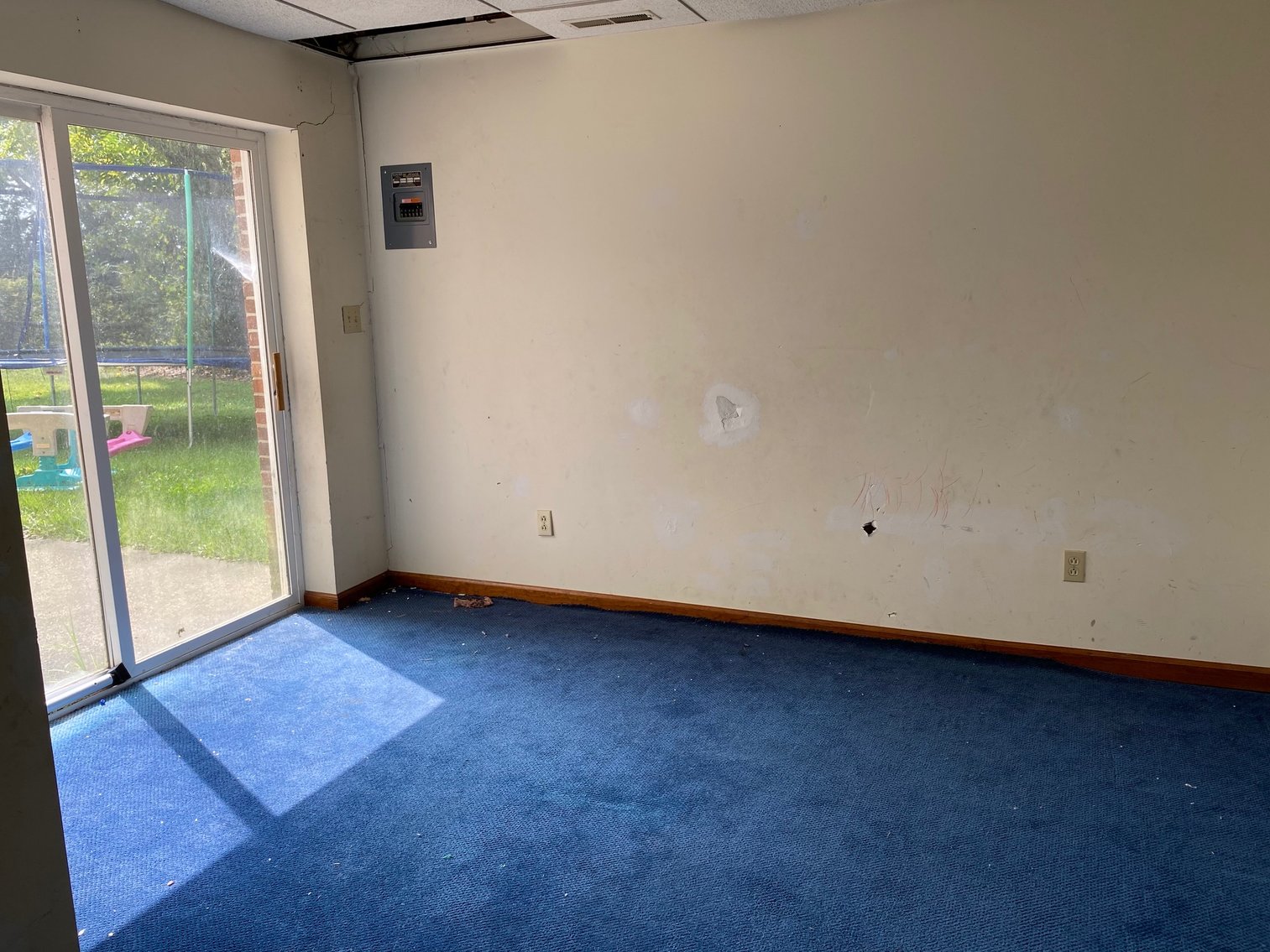 Image for SOLD $221,100 - 5 Bedroom Colonial in South Hills