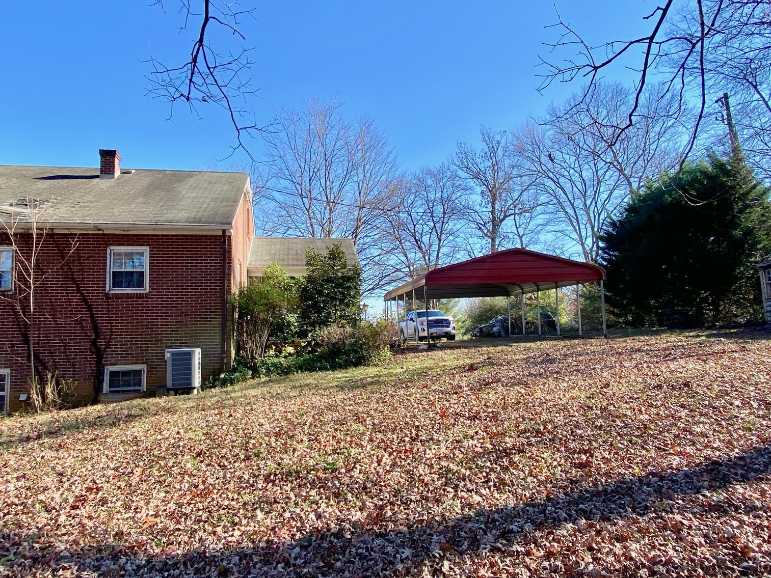 Image for 3 BR/3 BA Brick Home w/Walk-Out Basement on 1.6 +/- Acres in Charlottesville, VA--SELLING to the HIGHEST BIDDER!!