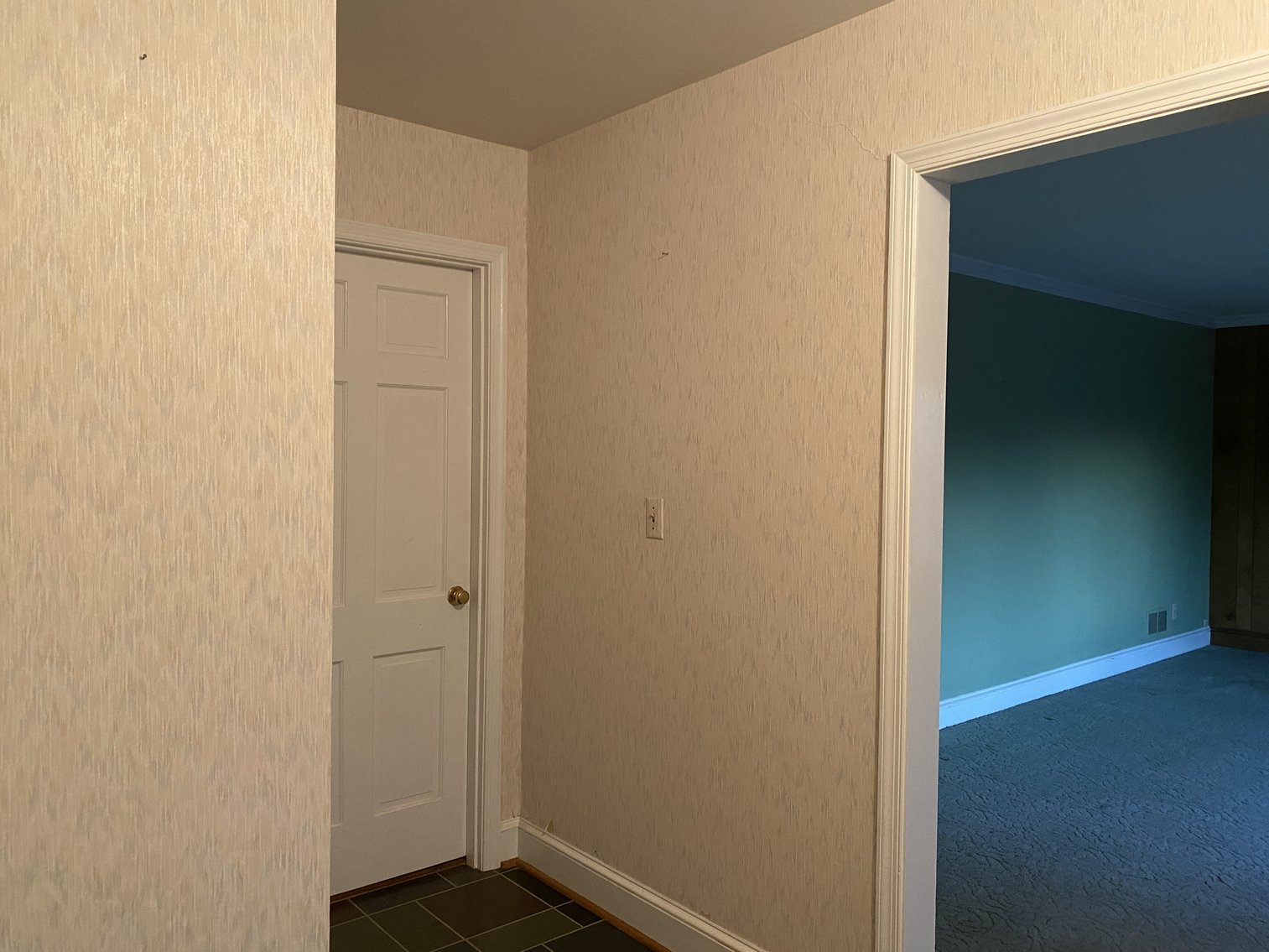 Image for 3 BR/3 BA Brick Home w/Walk-Out Basement on 1.6 +/- Acres in Charlottesville, VA--SELLING to the HIGHEST BIDDER!!