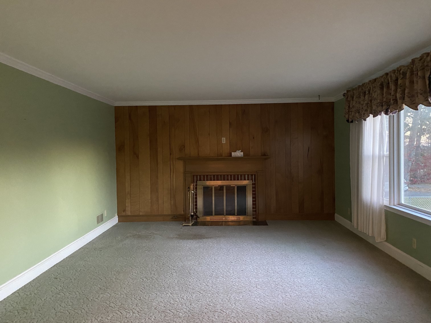 Image for 3 BR/3 BA Brick Home w/Walk-Out Basement on 1.6 +/- Acres in Charlottesville, VA--SELLING to the HIGHEST BIDDER!!