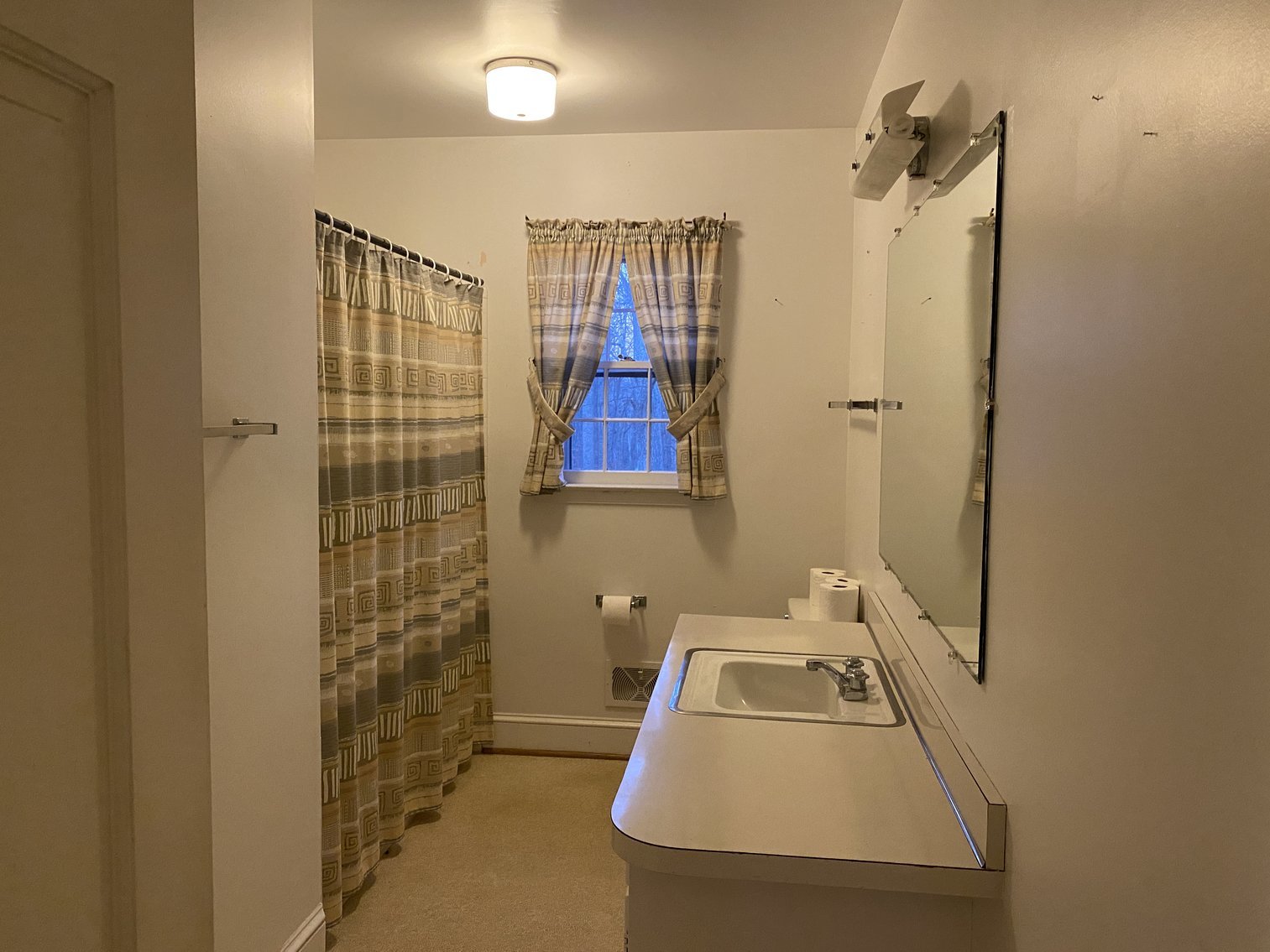 Image for 3 BR/3 BA Brick Home w/Walk-Out Basement on 1.6 +/- Acres in Charlottesville, VA--SELLING to the HIGHEST BIDDER!!