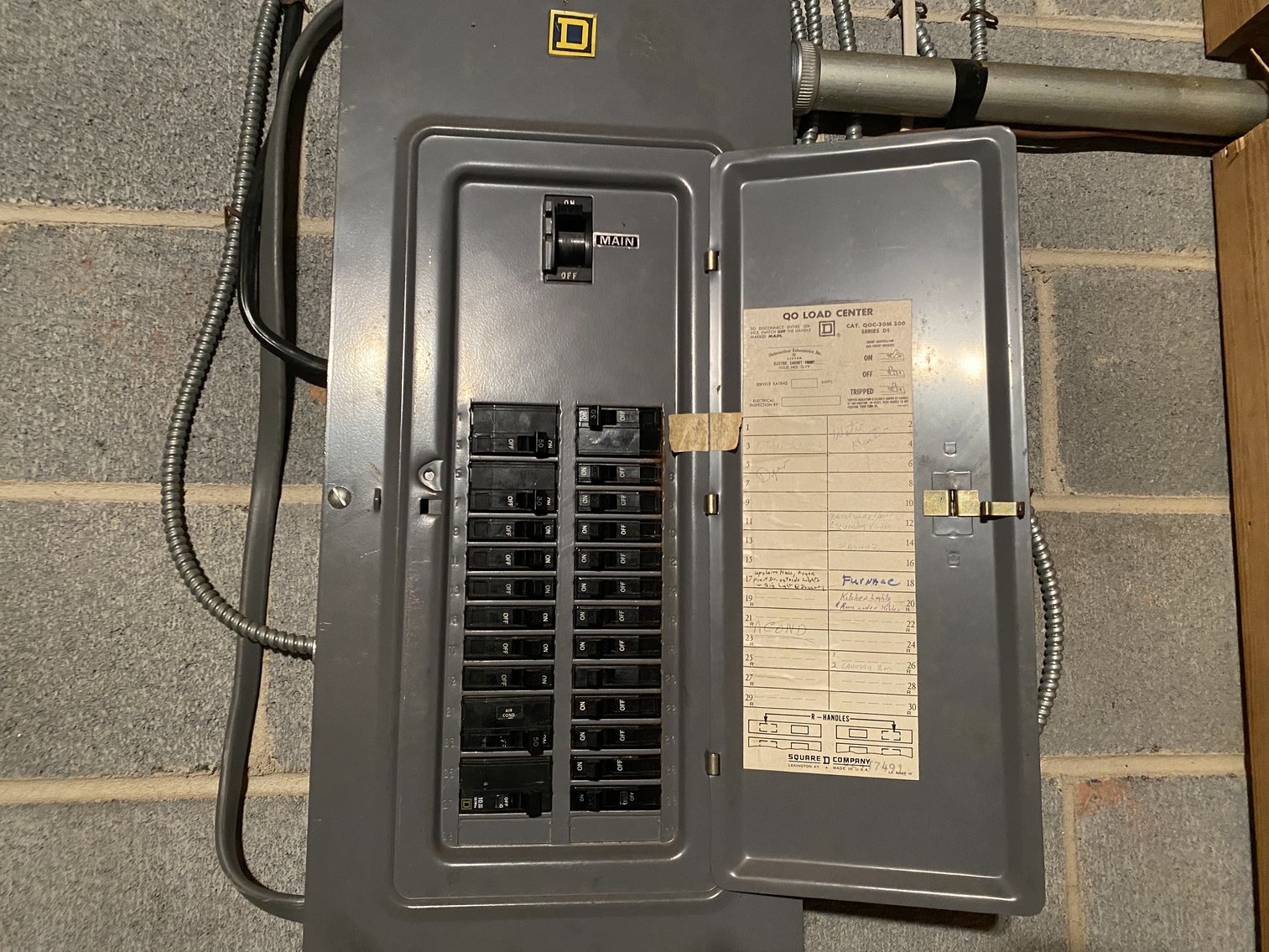 Image for 3 BR/3 BA Brick Home w/Walk-Out Basement on 1.6 +/- Acres in Charlottesville, VA--SELLING to the HIGHEST BIDDER!!