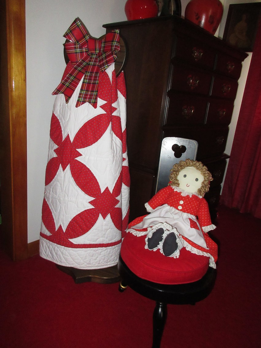 Image for Household Furnishings, Glassware, Quilts, and More!