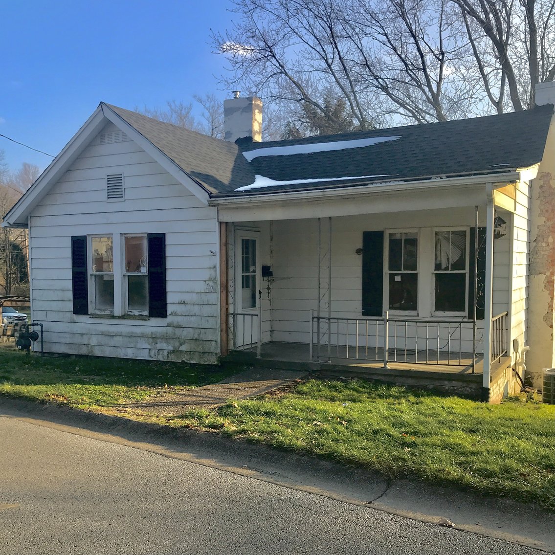 Image for 100 Talbot Saint Clairsville, OH 43950