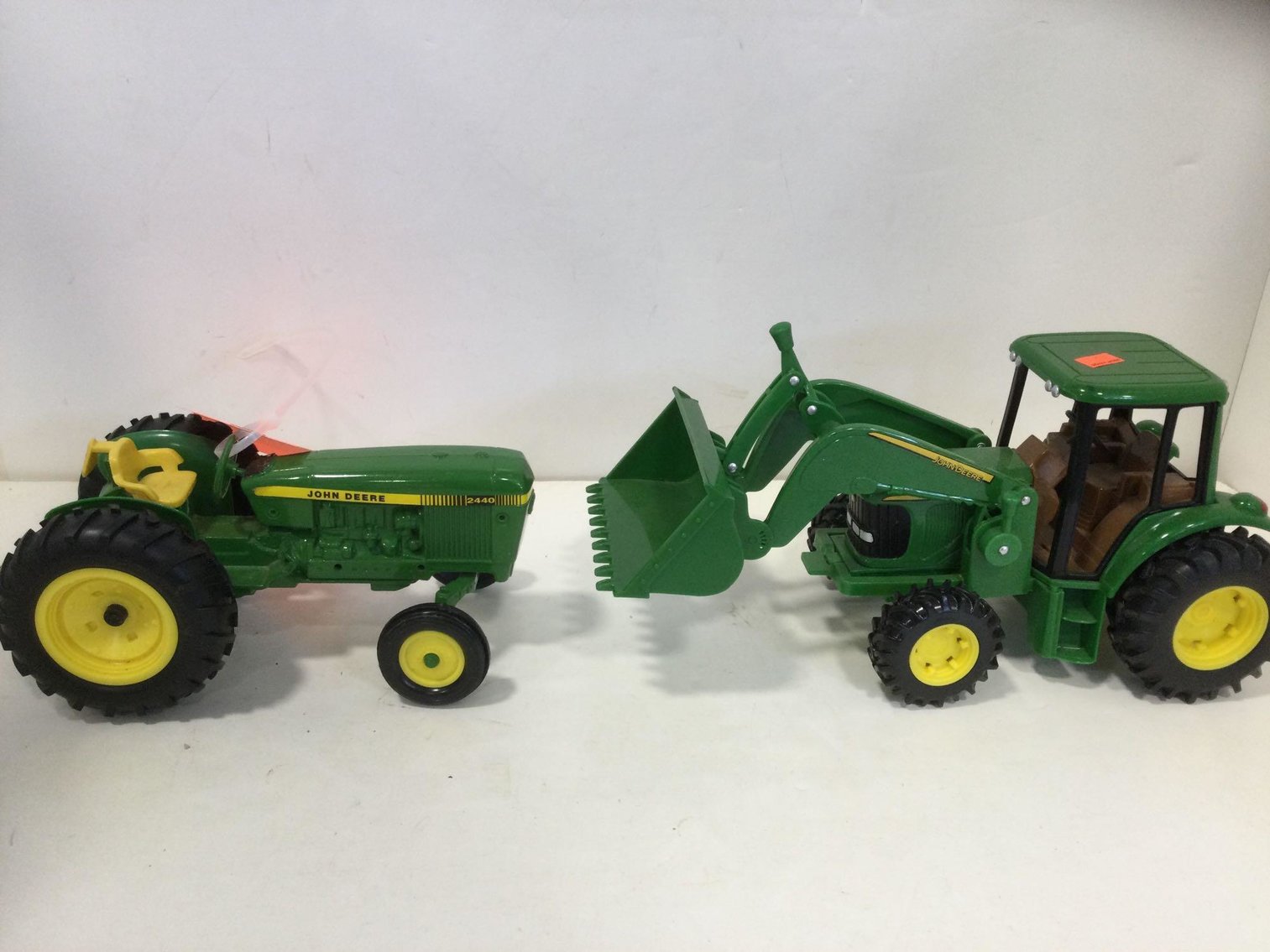 Image for Furniture, Collectibles, Household-New building South