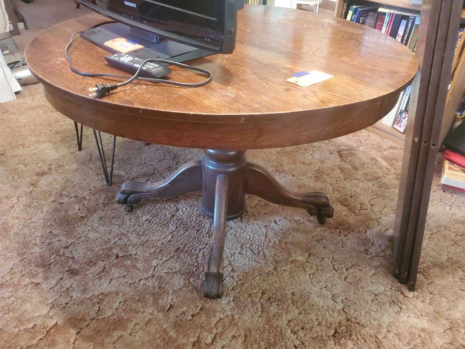 Image for Furniture, Collectibles, Household-Cedar St