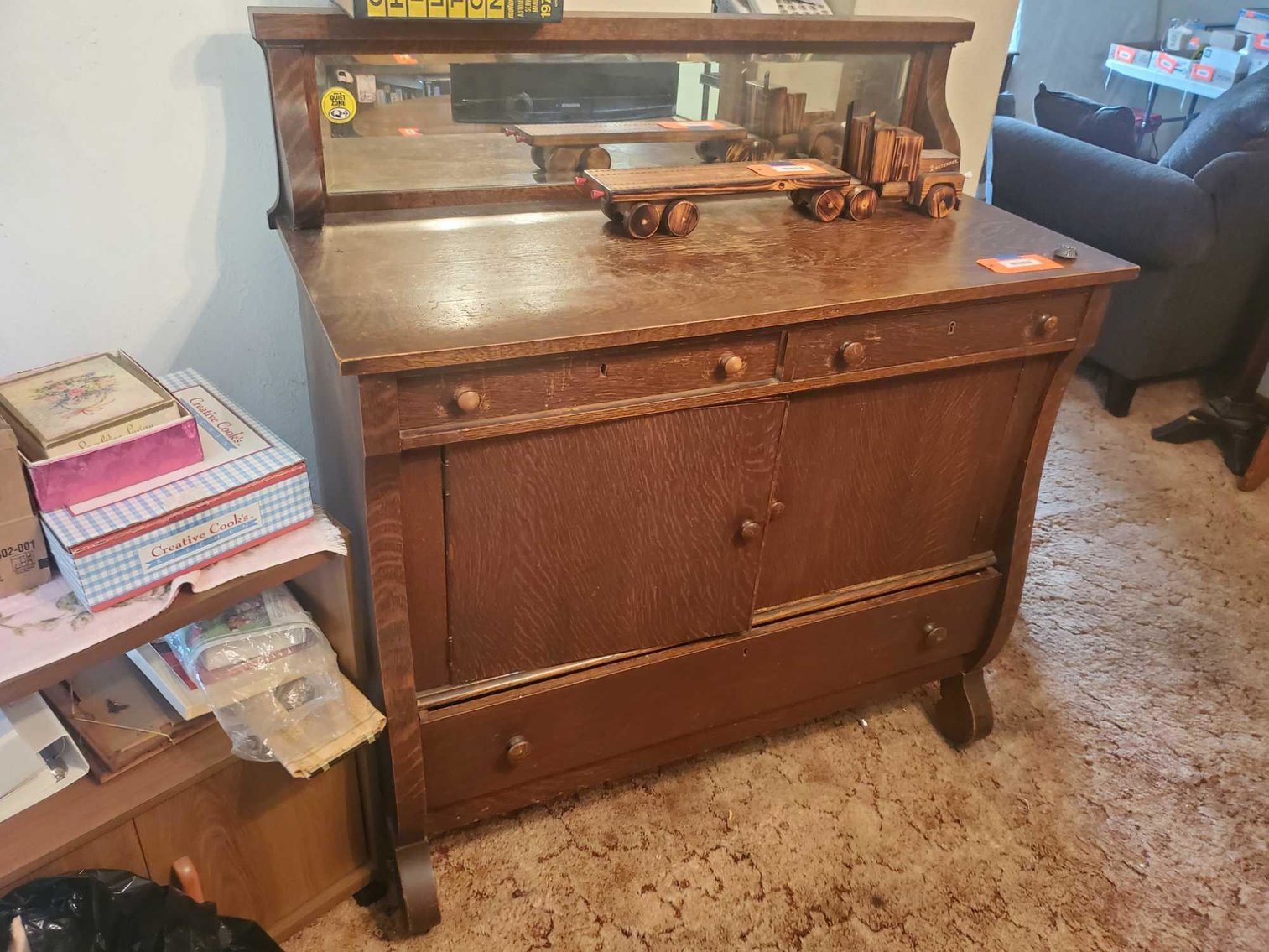 Image for Furniture, Collectibles, Household-Cedar St