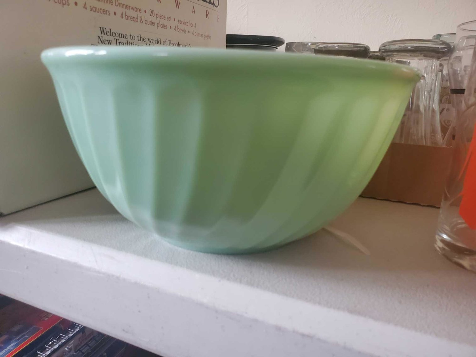 Image for Furniture, Collectibles, Household-Cedar St