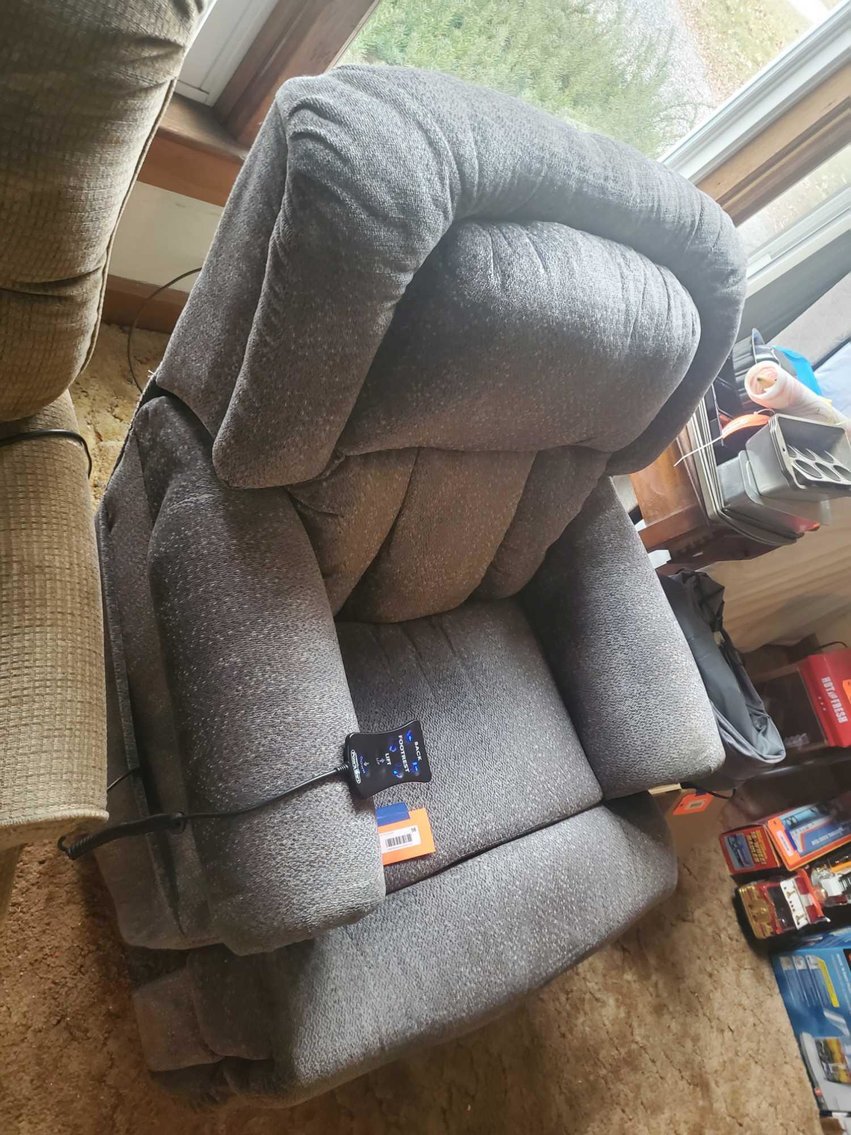 Image for Furniture, Collectibles, Household-Cedar St