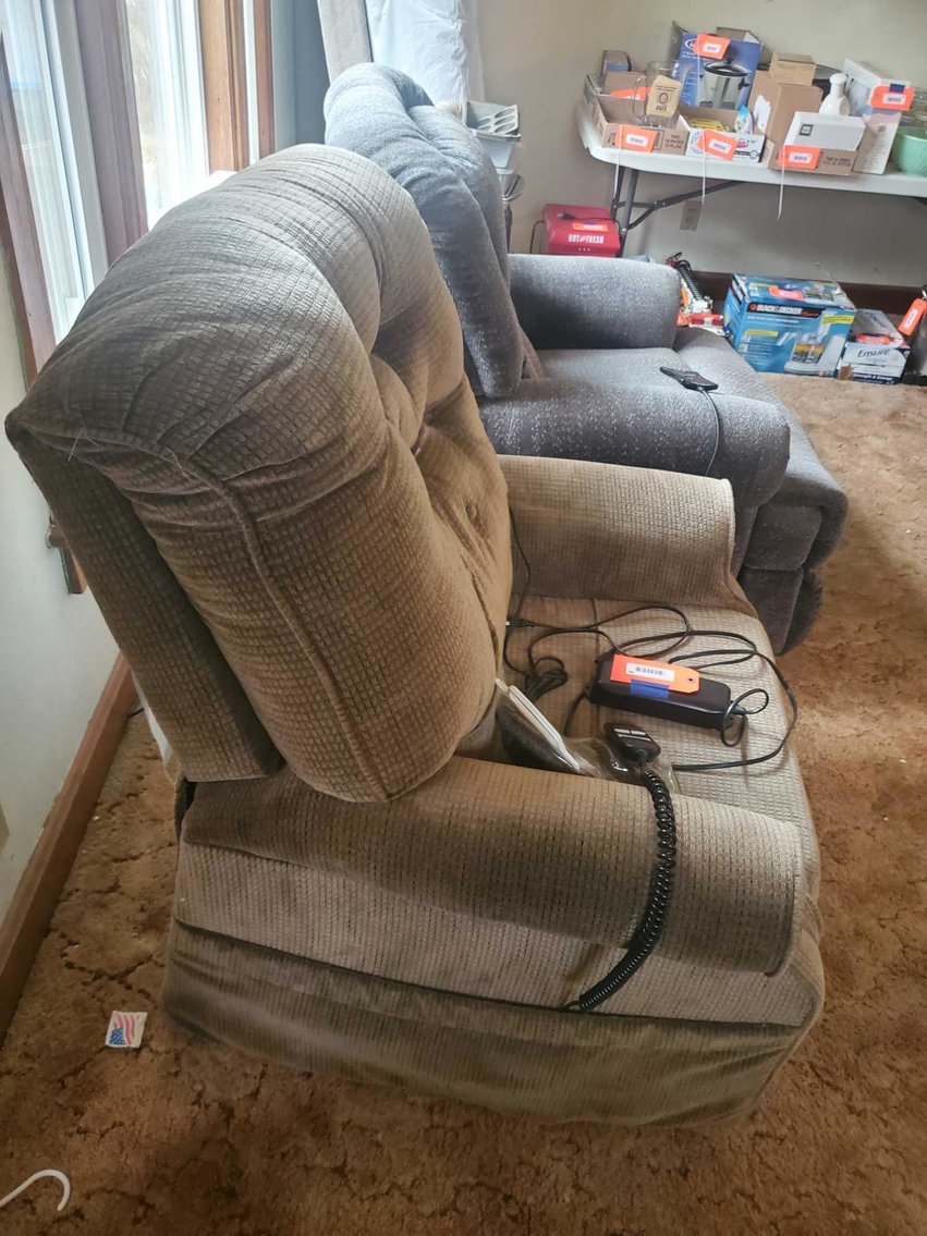 Image for Furniture, Collectibles, Household-Cedar St