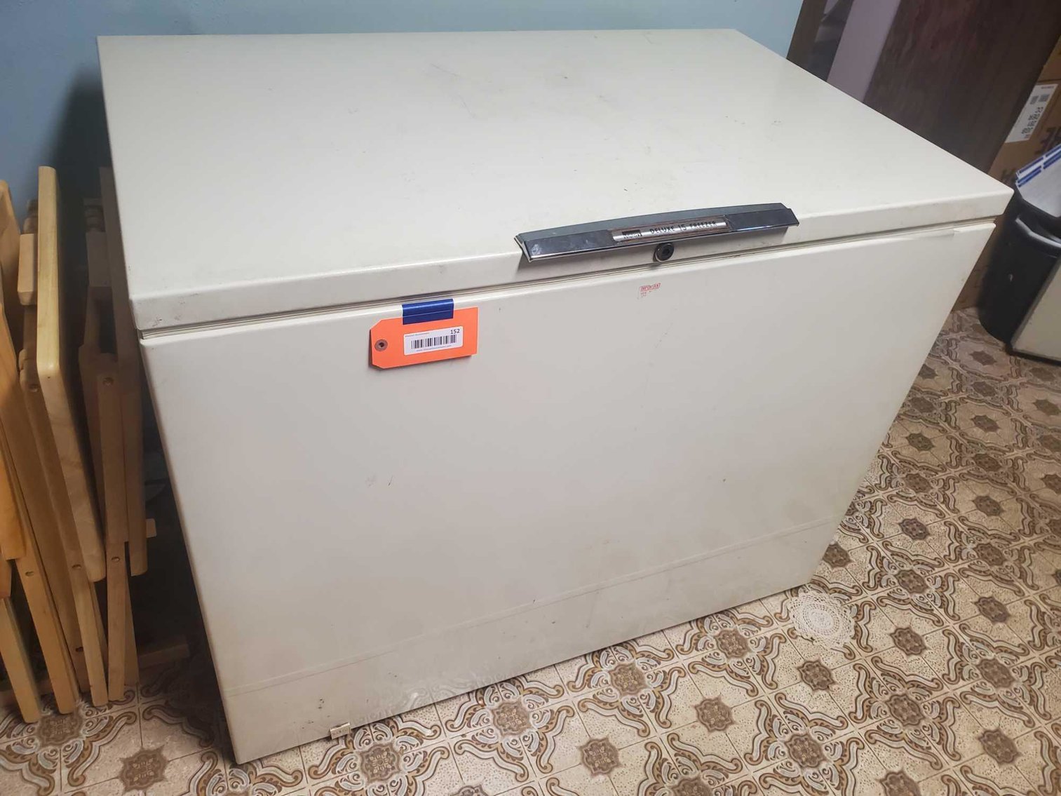 Image for Furniture, Collectibles, Household-Cedar St