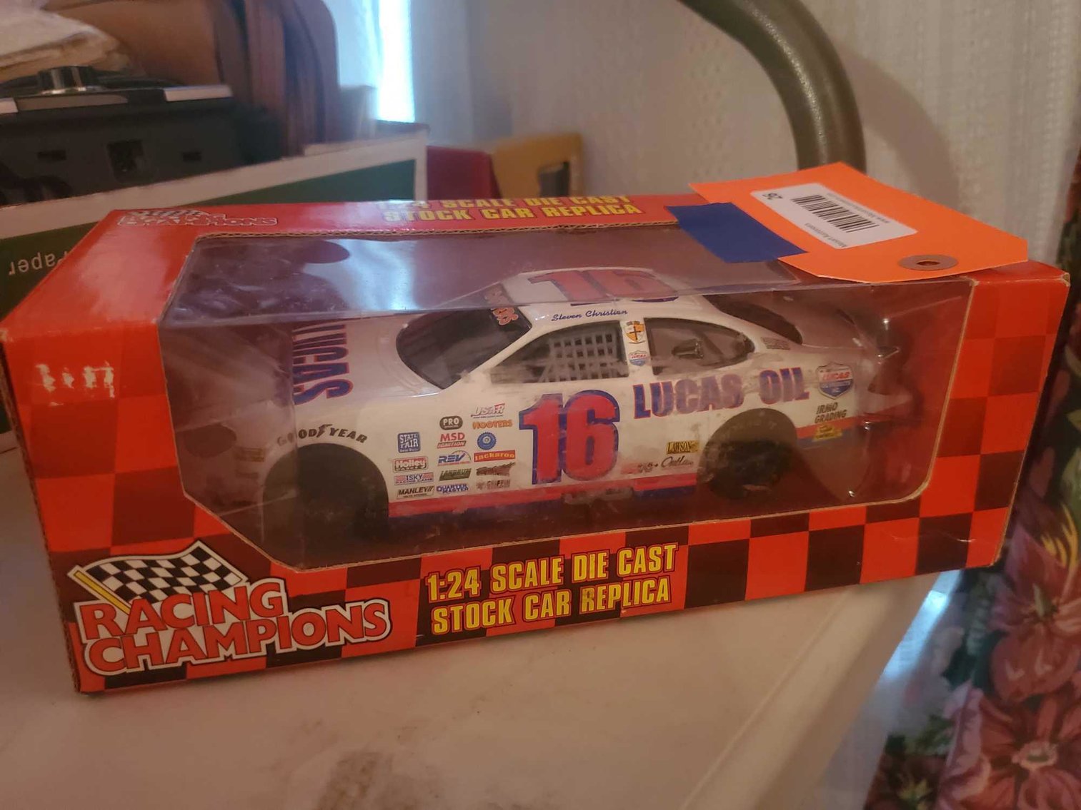 Image for Furniture, Collectibles, Household-Cedar St