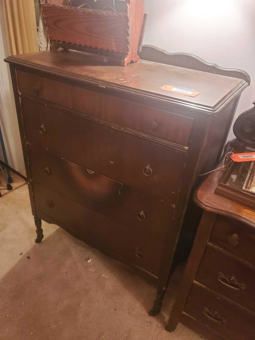 Image for Furniture, Collectibles, Household-Cedar St
