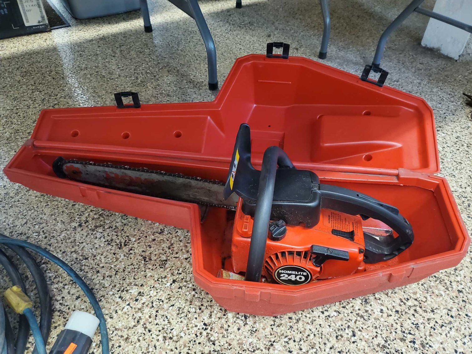 Image for Furniture, Collectibles, Christmas decorations, Household-Main building front