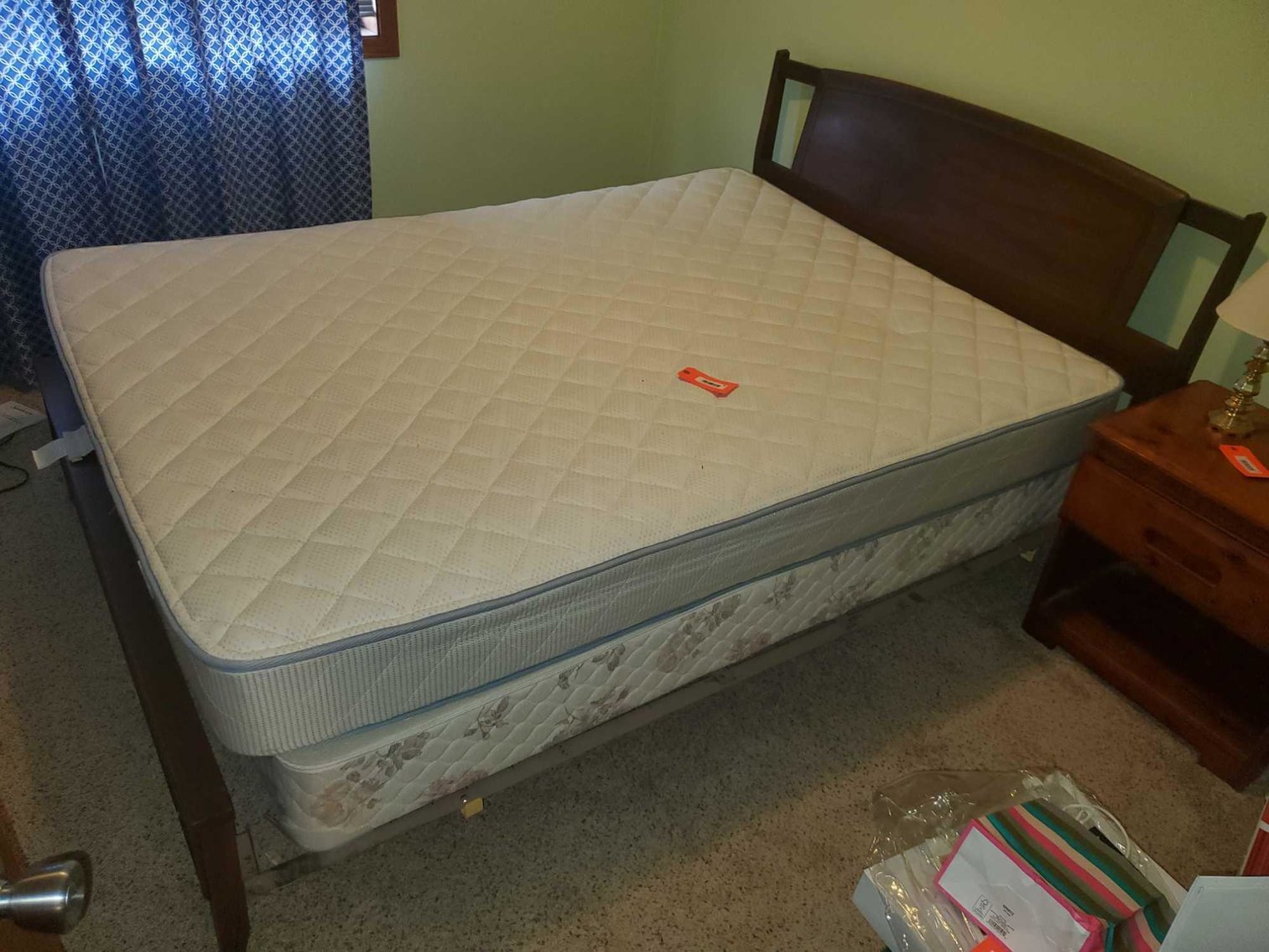 Image for Furniture, Collectibles, Household-Meadow Park Dr