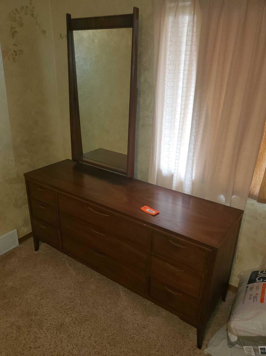 Image for Furniture, Collectibles, Household-Meadow Park Dr