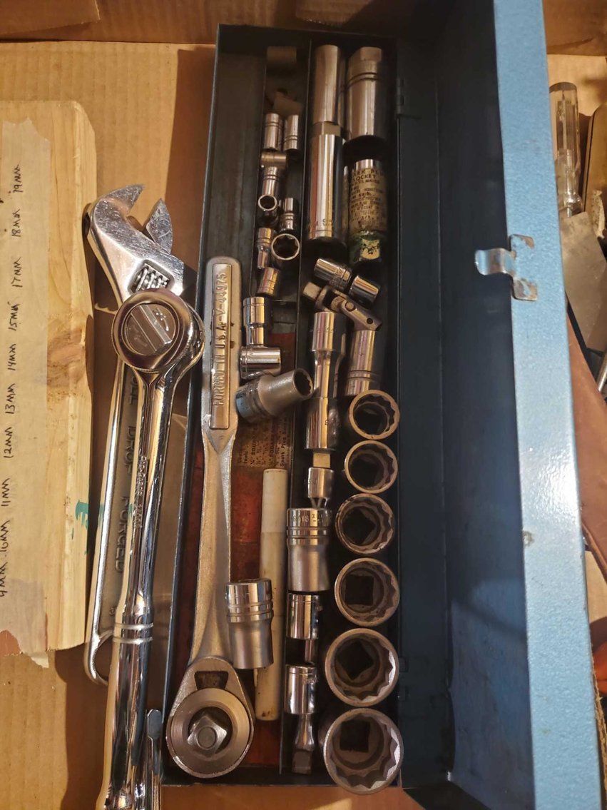 Image for Furniture, Collectibles, Household-Meadow Park Dr