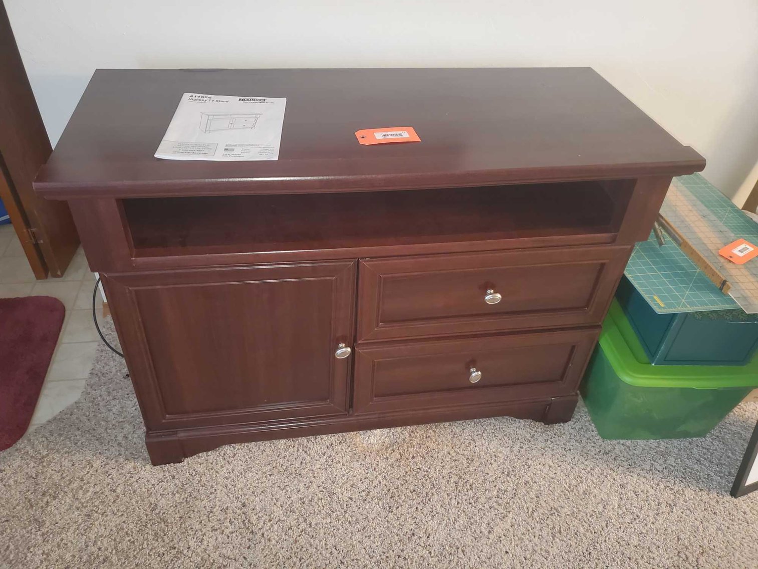 Image for Furniture, Collectibles, Household-Meadow Park Dr
