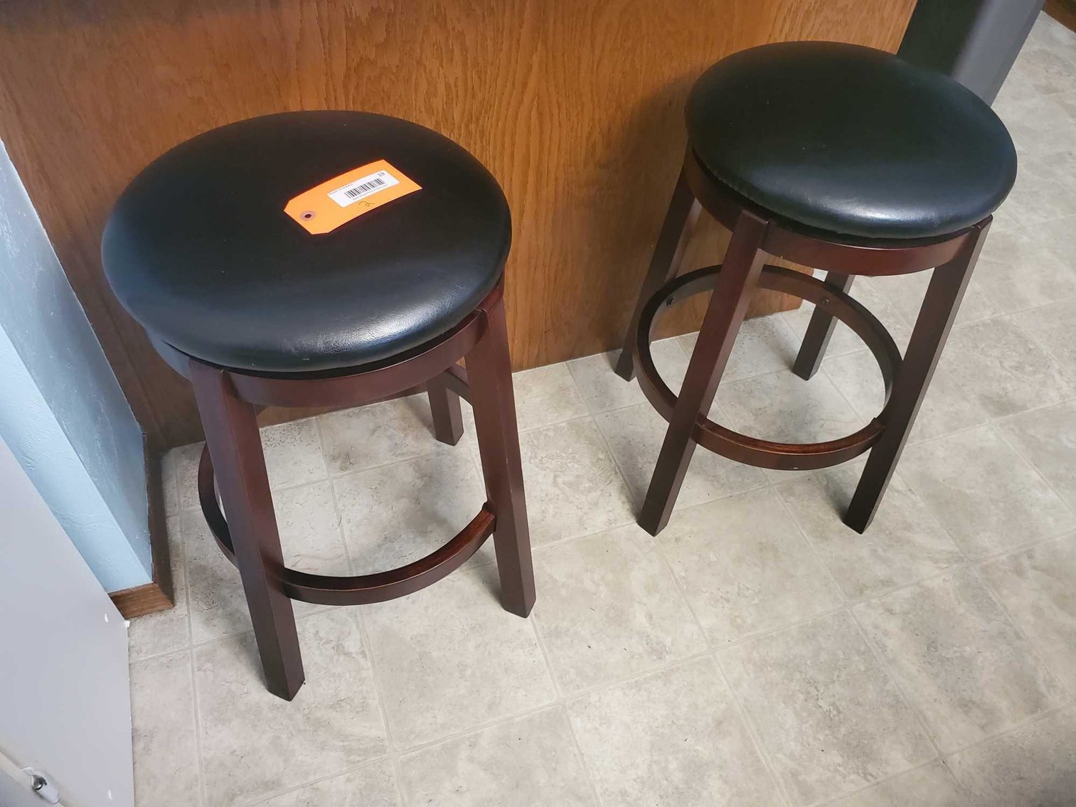 Image for Furniture, Collectibles, Household-Meadow Park Dr