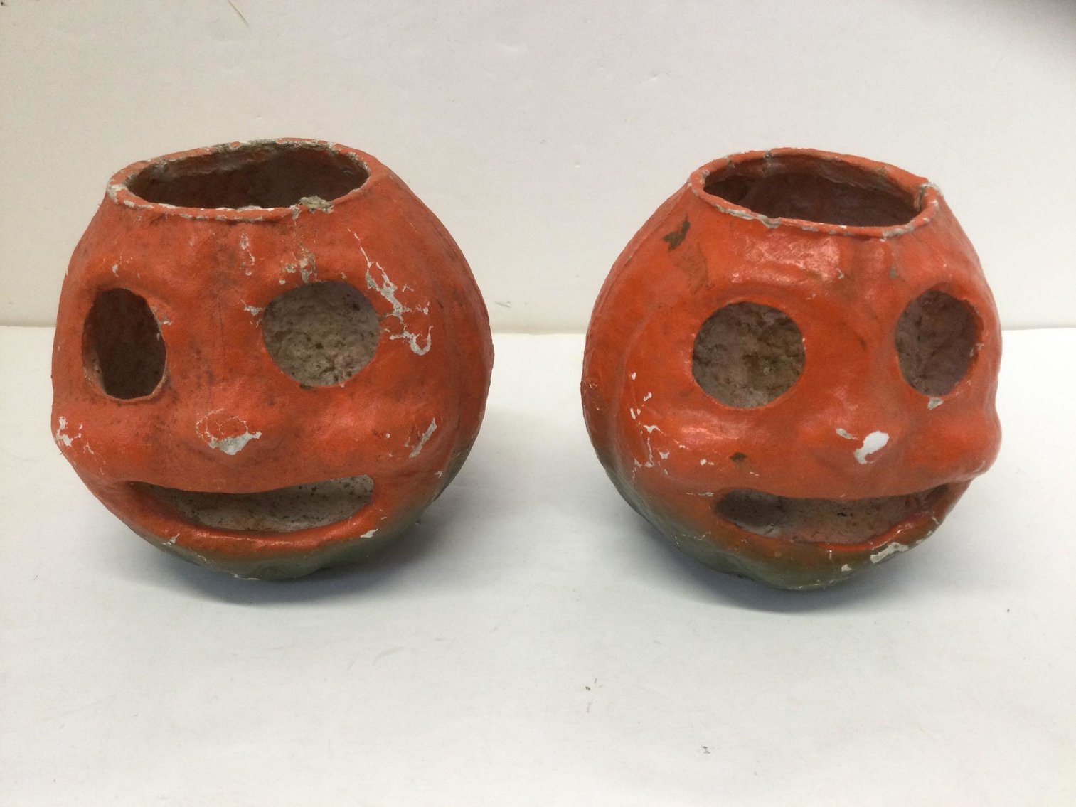 Image for Autographs, Sports related. Furniture, Collectibles-Main building back half