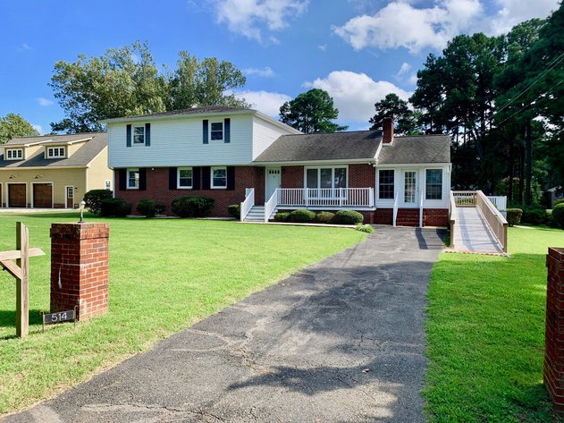 Image for 5 BR/2 BA Home w/Extra Lot, Rappahannock River View & Access**Only 1 Block Off the River in Tappahannock, VA