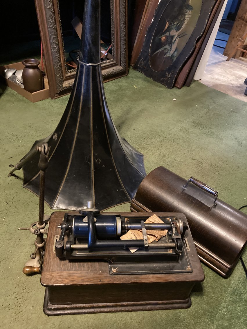 Image for Large Online-Only Estate Auction - Tractor, Antiques, Guns, & Coins