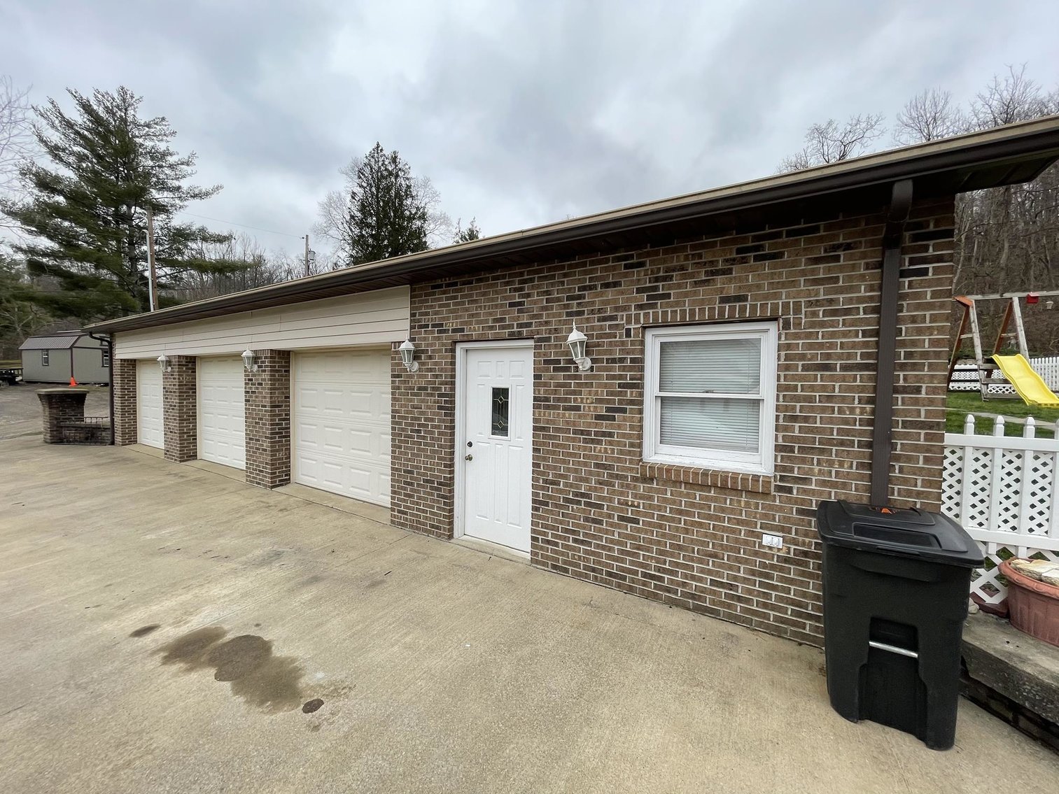 Image for 5-Bedroom Home w/3-Stall Garage