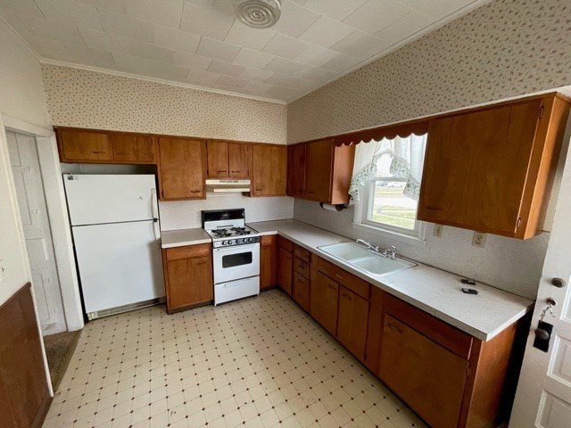 Image for ABSOLUTE AUCTION! 6764 MAPLEWOOD AVE