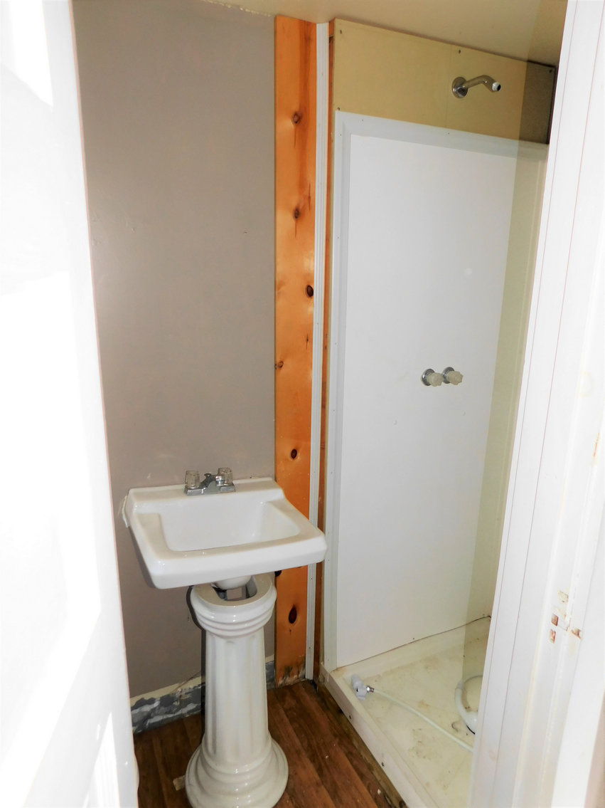 Image for Perry Rank Real Estate Auction