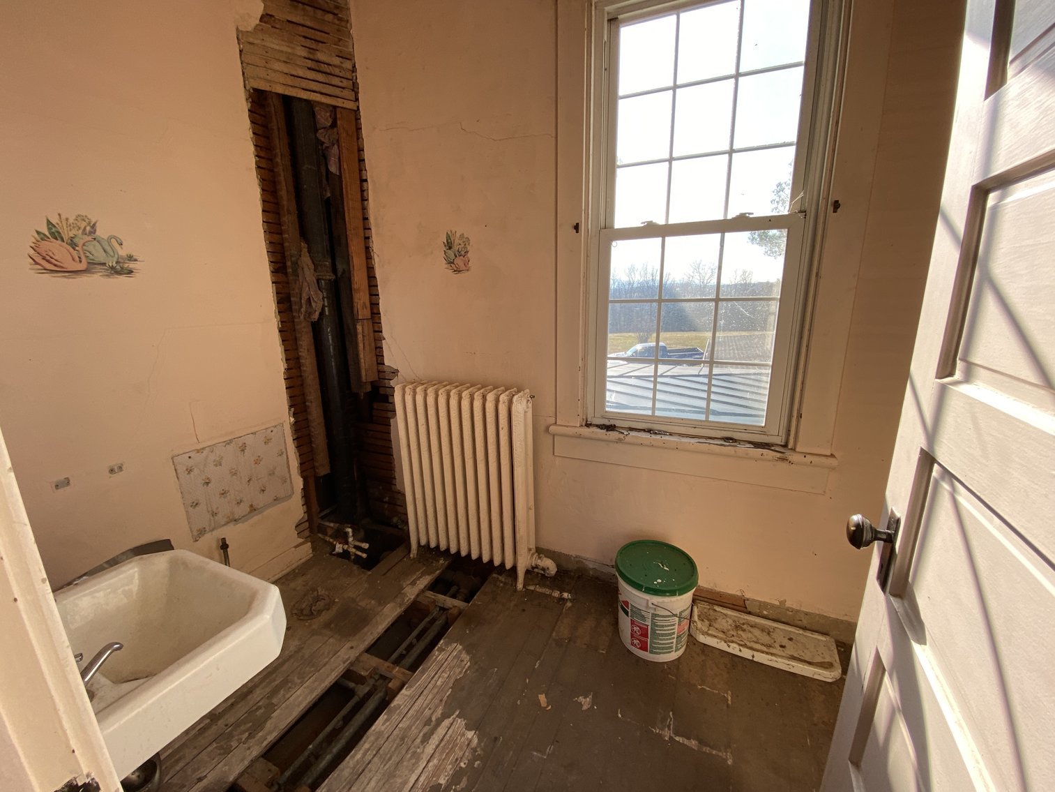 Image for 4 BR/3 BA Home on 20 +/- Acres w/Gorgeous Mountain Views, Multiple Barns/Outbuildings & Creek on Property--Page County, VA