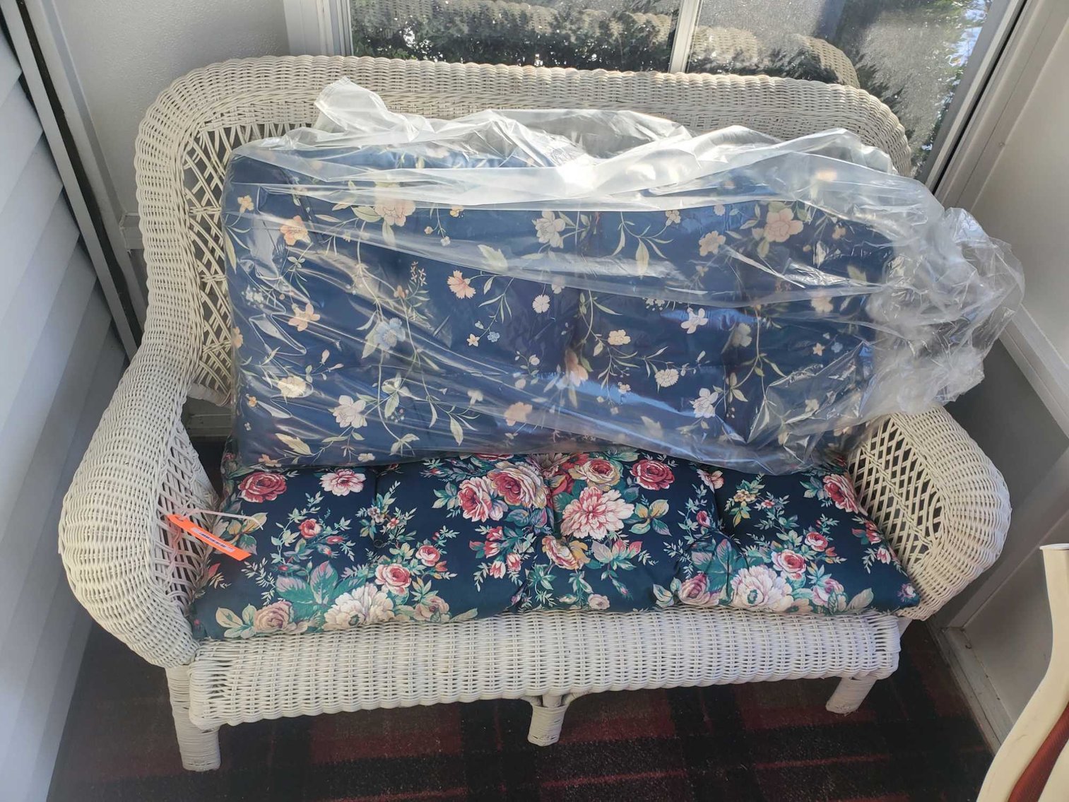 Image for Furniture, Collectibles, Household-Driftwood