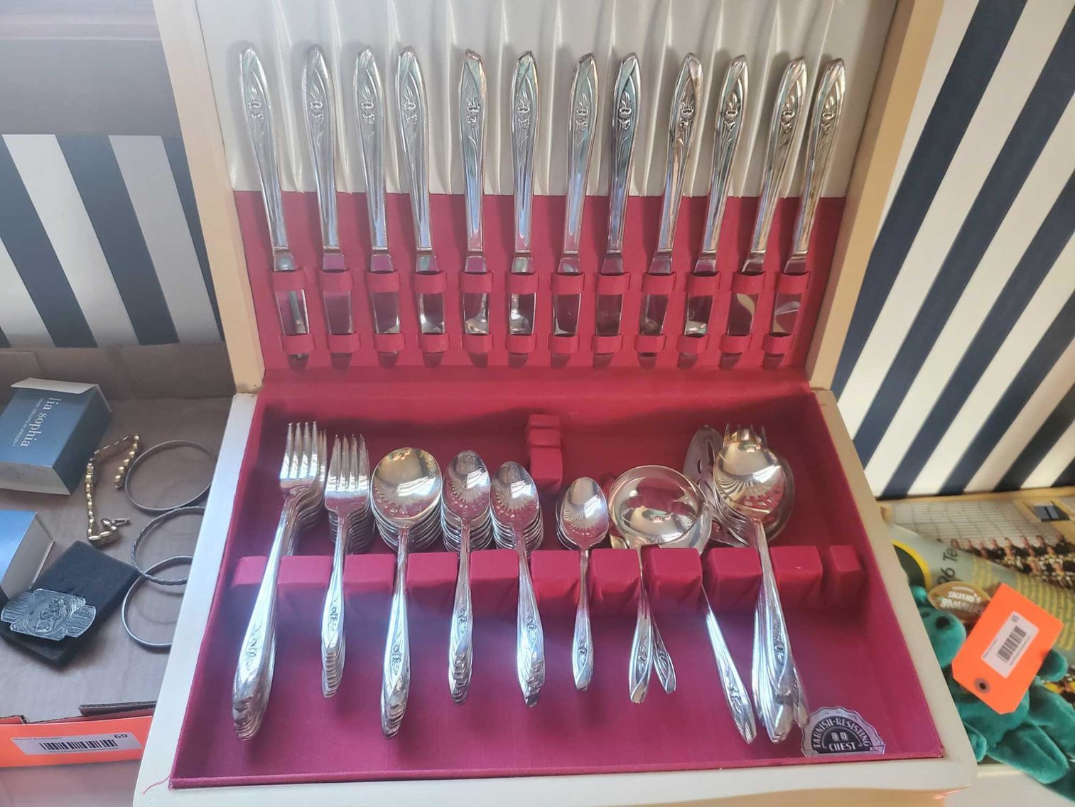 Image for Furniture, Collectibles, Household-Driftwood