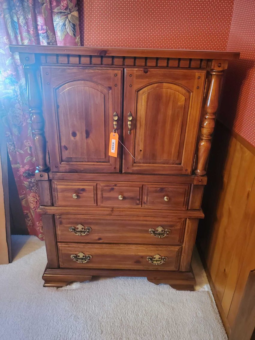 Image for Furniture, Collectibles, Household-Driftwood