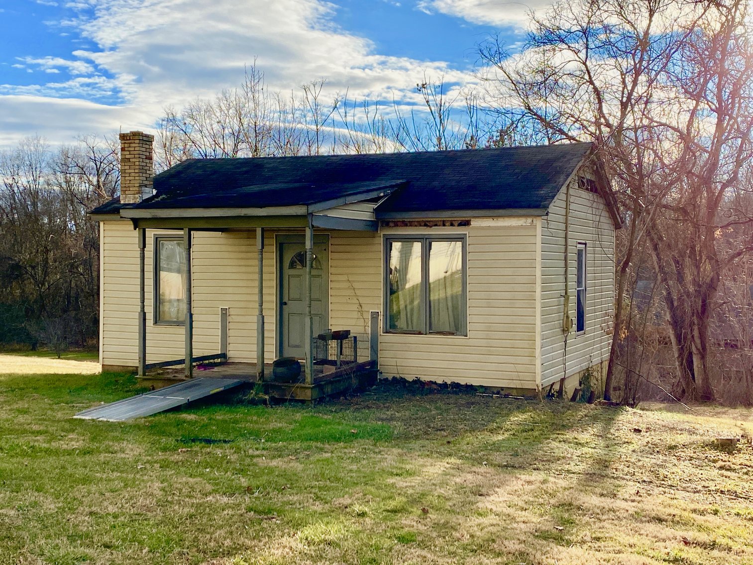 Image for 3 BR/2.5 BA Home on 1.37 +/- Acres w/Barn/Shop & Cottage--Fauquier County, VA