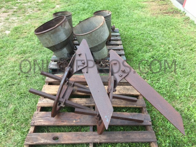 Image for 1945 Farmall Tractor - Tomball, TX