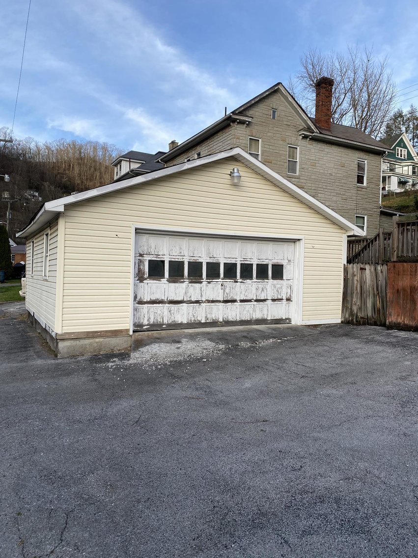 Image for SOLD $55,000 - 4-Unit Apartment Building