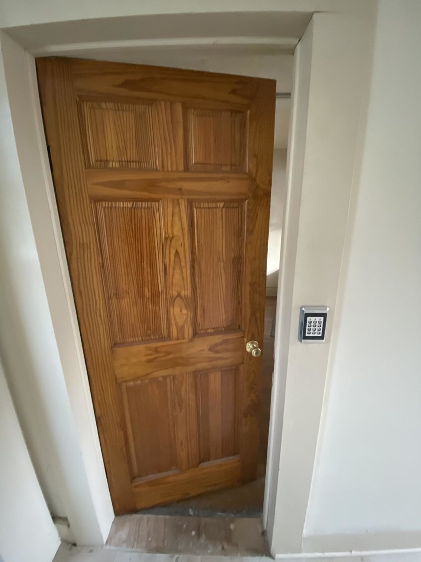 Image for SOLD $55,000 - 4-Unit Apartment Building