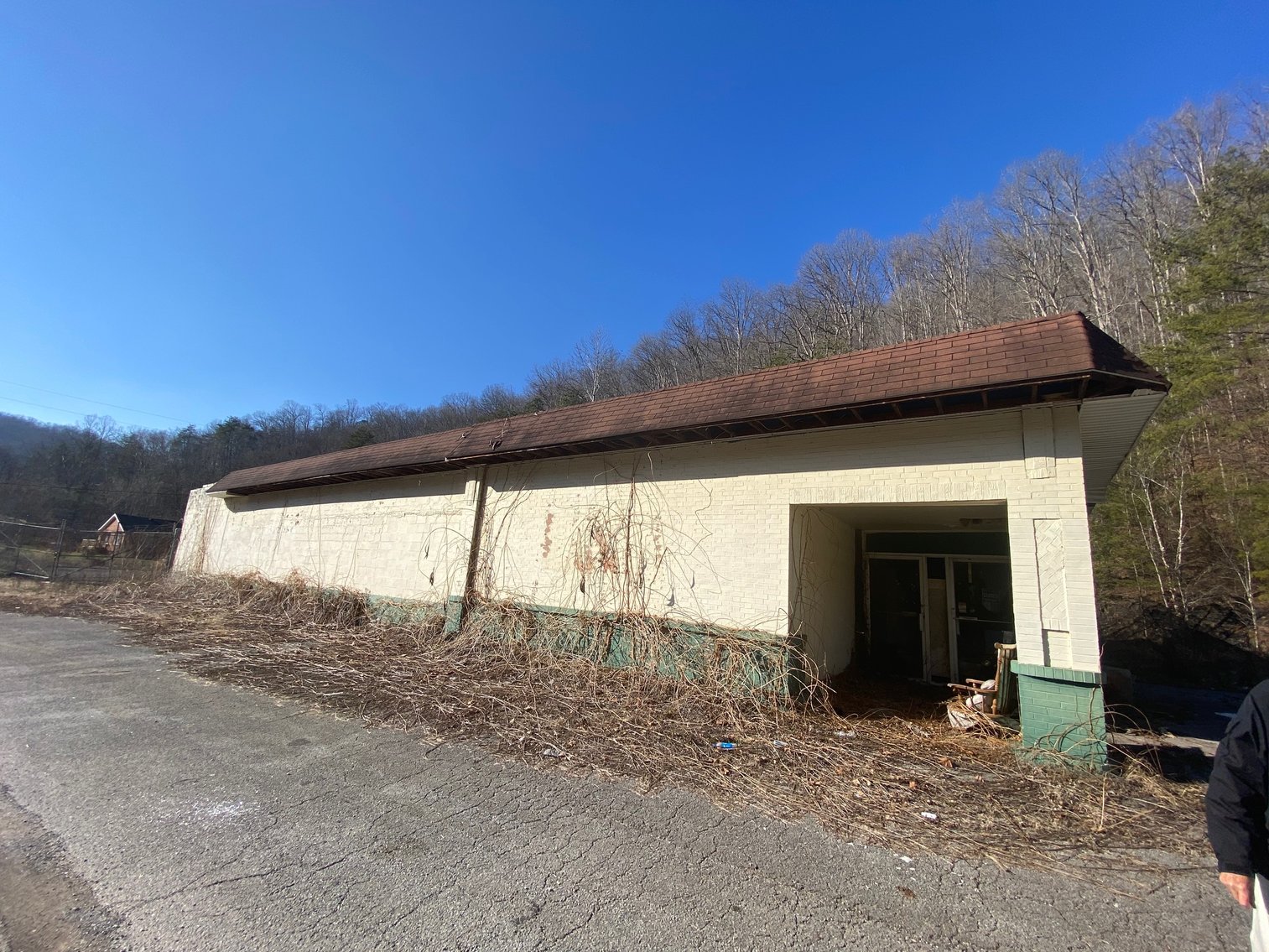 Image for SOLD $100,100 - Former Grocery Store & Warehouse with Office Space