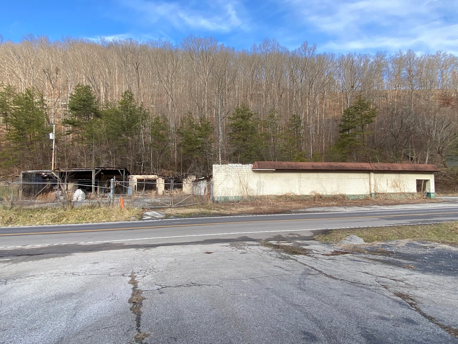 Image for SOLD $100,100 - Former Grocery Store & Warehouse with Office Space