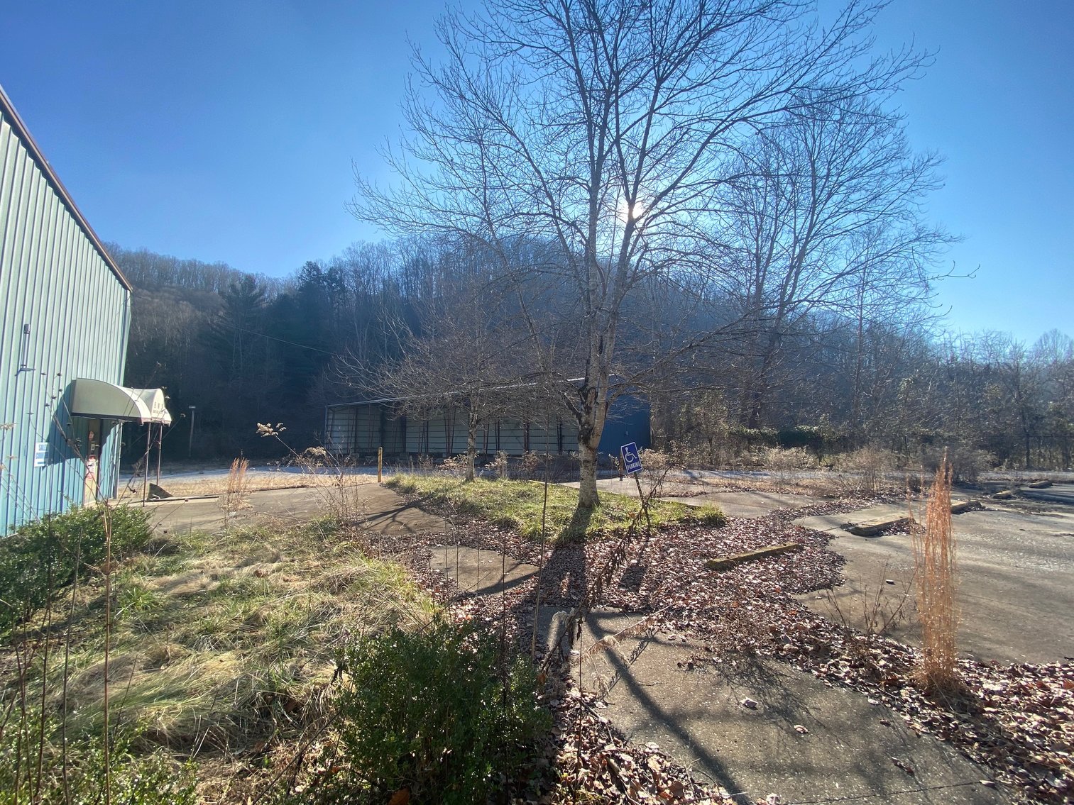 Image for SOLD $100,100 - Former Grocery Store & Warehouse with Office Space