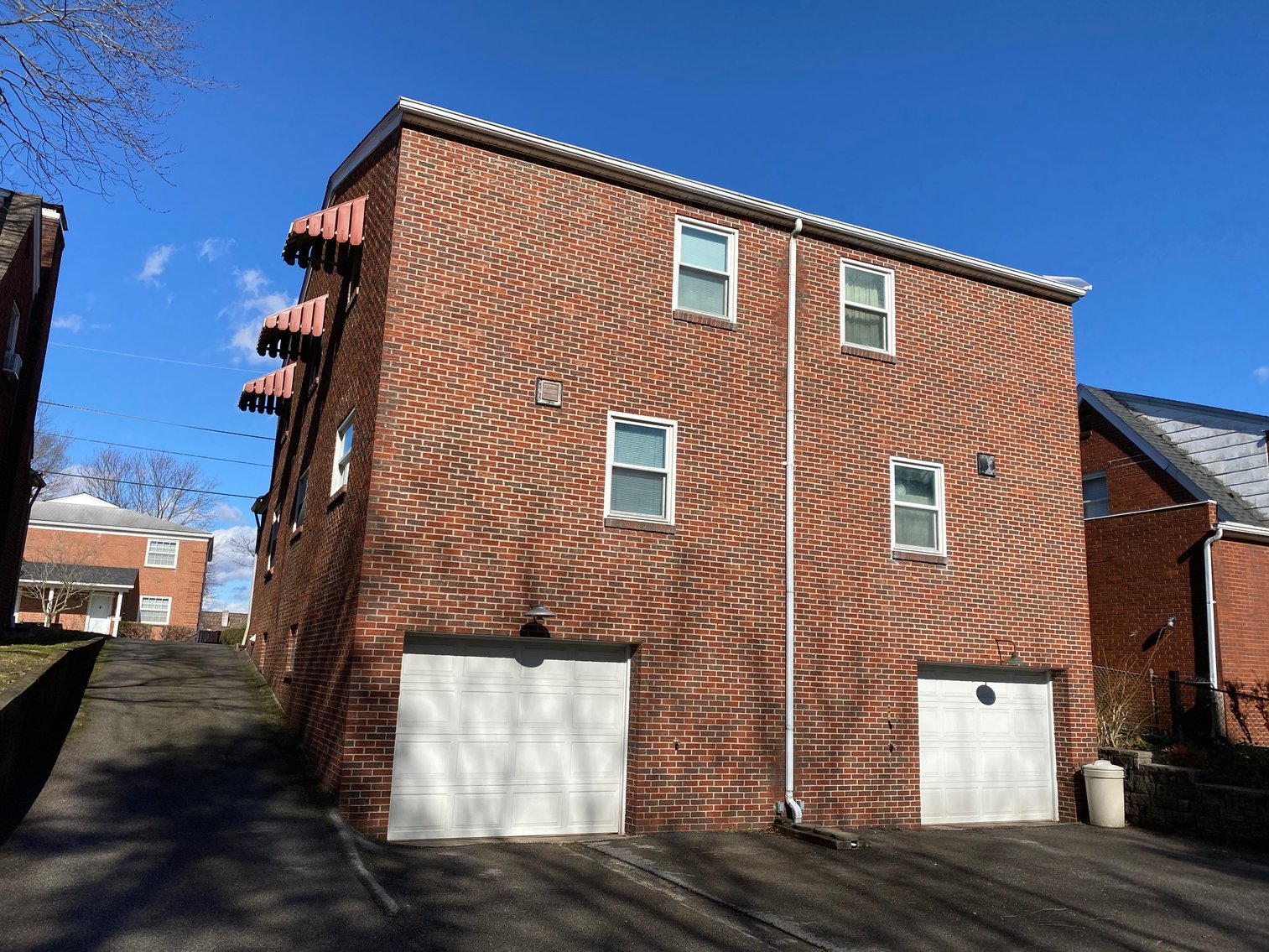 Image for SOLD $165,000 - Spacious Duplex – 2 Bedroom Units