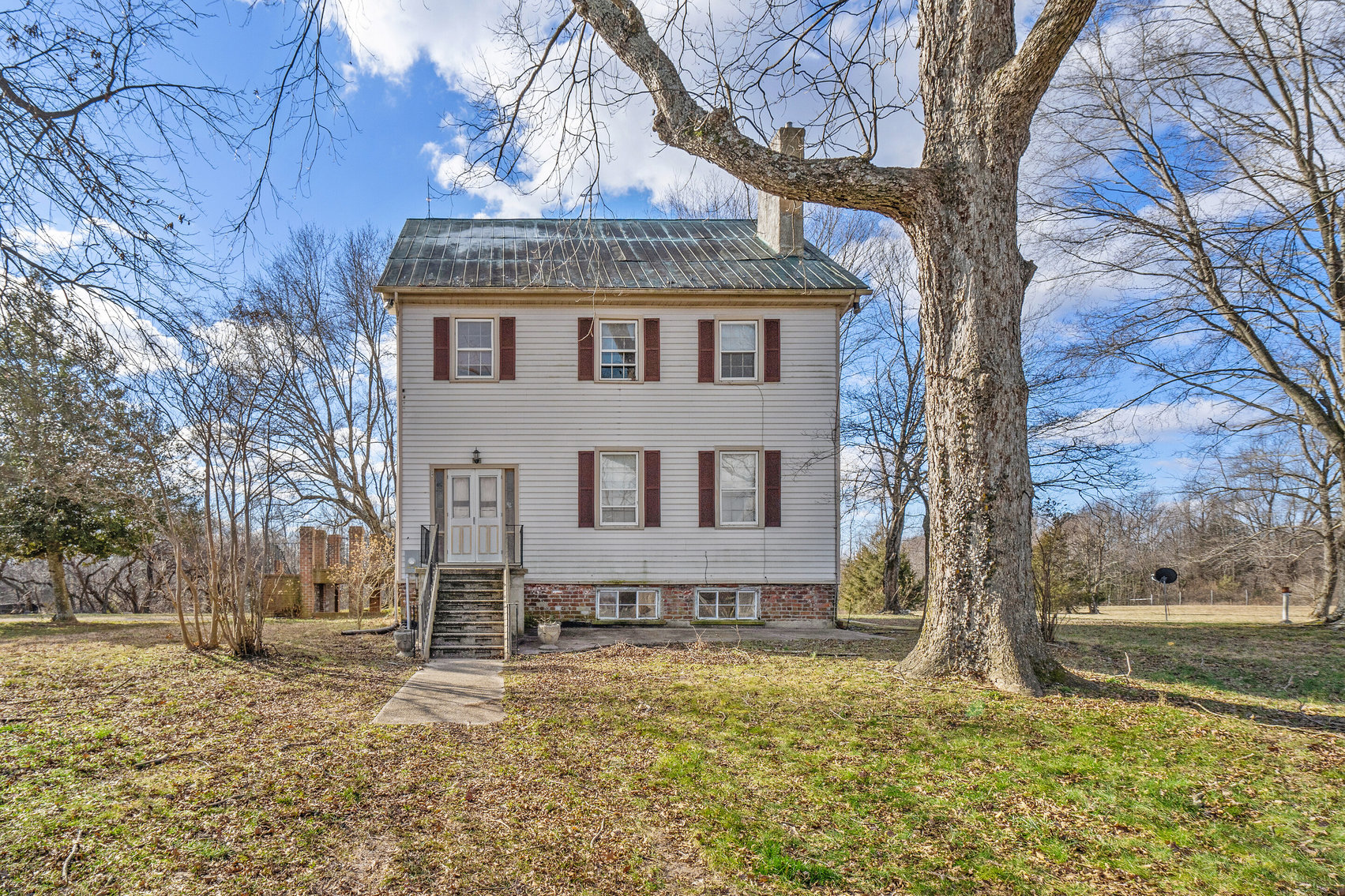 Image for 109 +/- Acres w/3 BR/2 BA  Farm House, Outbuildings & Grapevines/Vineyard--Essex County, VA