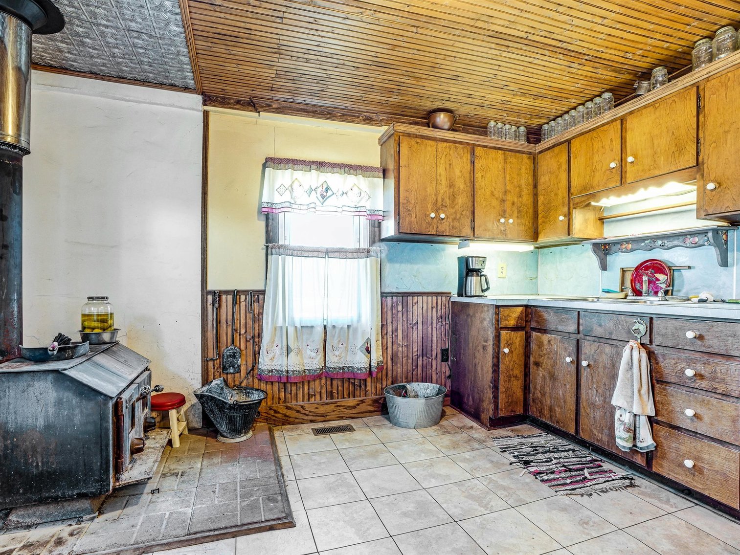 Image for ABSOLUTE AUCTION! 10 Acre Farm FIXER UPPER - Jonestown, PA