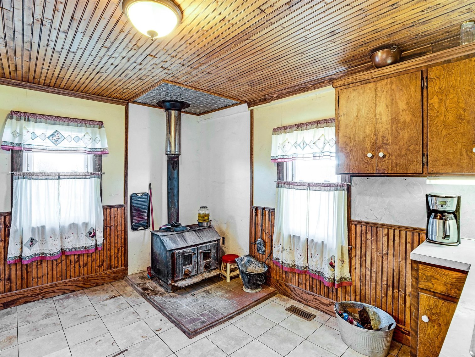 Image for ABSOLUTE AUCTION! 10 Acre Farm FIXER UPPER - Jonestown, PA